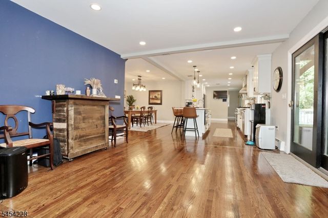 8 Northgate Park, Ringwood Boro, NJ 07456