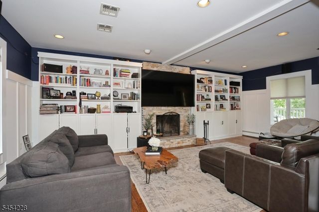 8 Northgate Park, Ringwood Boro, NJ 07456