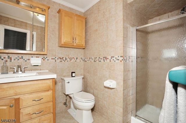8 Northgate Park, Ringwood Boro, NJ 07456