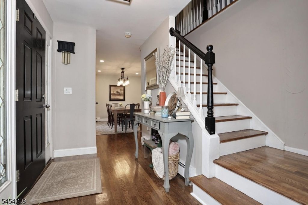 8 Northgate Park, Ringwood Boro, NJ 07456 — photo 4