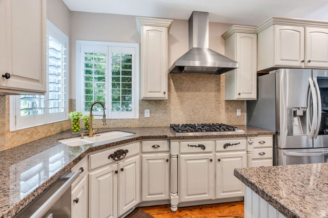 11358 S ALTA PEAK RD, South Jordan, UT 84095
