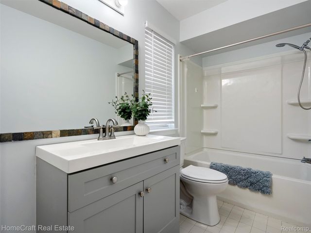 1715 CHRISTOPHER Drive, Canton Charter Township, MI 48188