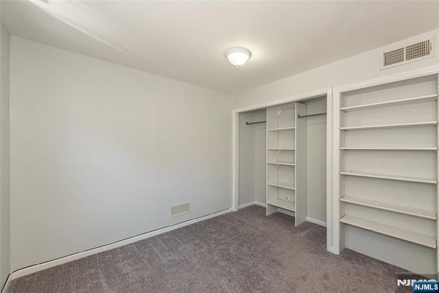 47 Burnside Place, Wanaque, NJ 07420