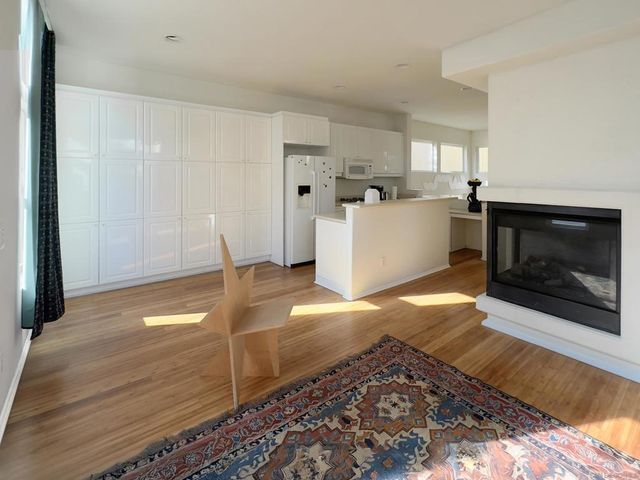 12654 Carmel Country Rd 91, San Diego, CA 92130