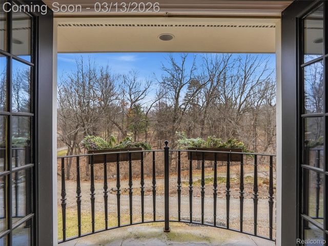 2303 W Predmore Road, Oakland Charter Township, MI 48363