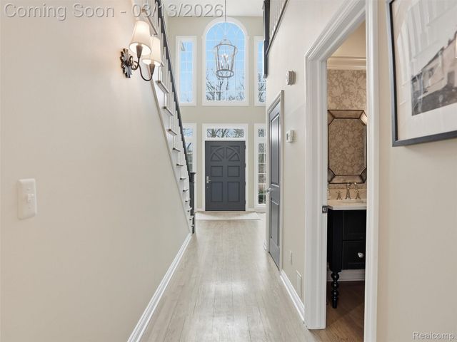 2303 W Predmore Road, Oakland Charter Township, MI 48363