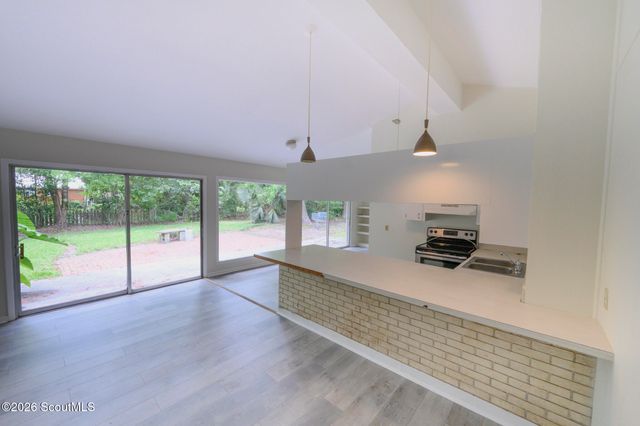 2250 Poinsettia Circle, Brunswick, GA 31520