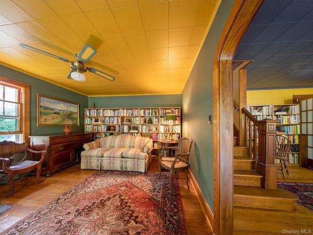 328 Lake View Drive Road, Highland Lake, NY 12743