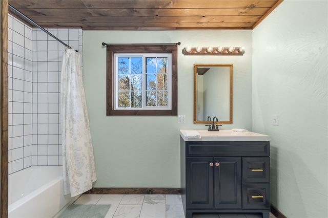 4715 County Road 811, Green Forest, AR 72638