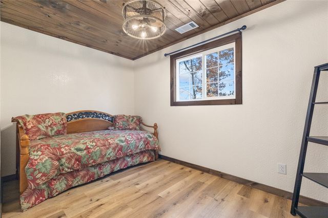 4715 County Road 811, Green Forest, AR 72638