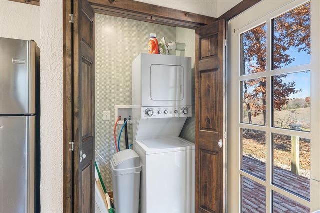 4715 County Road 811, Green Forest, AR 72638