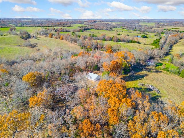 4715 County Road 811, Green Forest, AR 72638