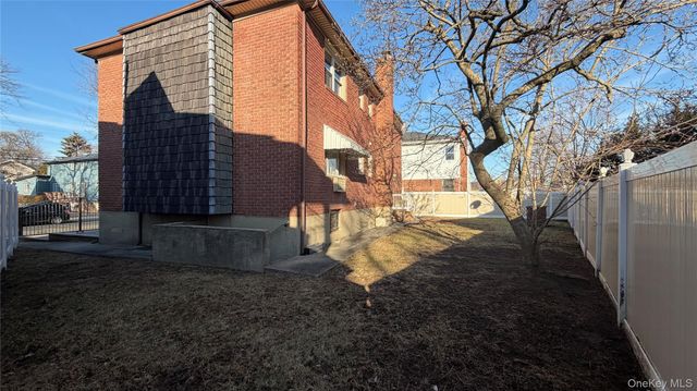 141-33 255th Street, Rosedale, NY 11422