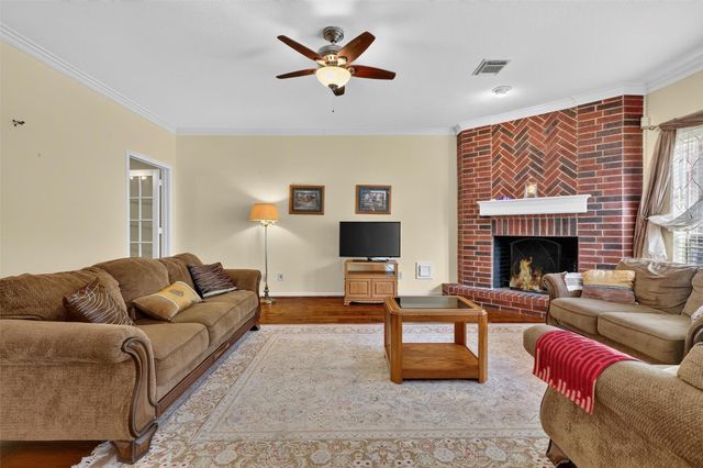 1306 N Gabriel River Circle, Sugar Land, TX 77478