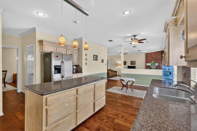 1306 N Gabriel River Circle, Sugar Land, TX 77478