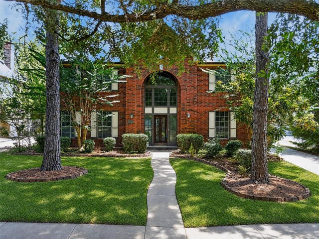 1306 N Gabriel River Circle, Sugar Land, TX 77478