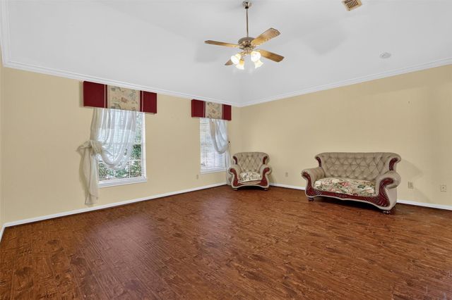 1306 N Gabriel River Circle, Sugar Land, TX 77478