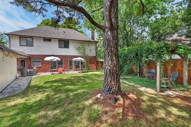 1306 N Gabriel River Circle, Sugar Land, TX 77478
