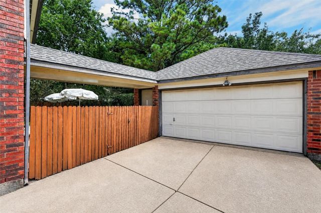 1306 N Gabriel River Circle, Sugar Land, TX 77478