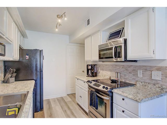 9906 Orangewood Dr, Thornton, CO 80260