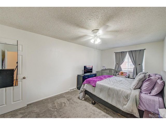 9906 Orangewood Dr, Thornton, CO 80260