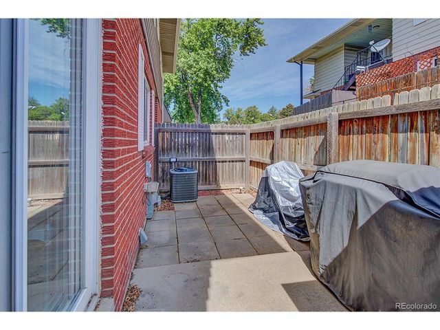 9906 Orangewood Dr, Thornton, CO 80260