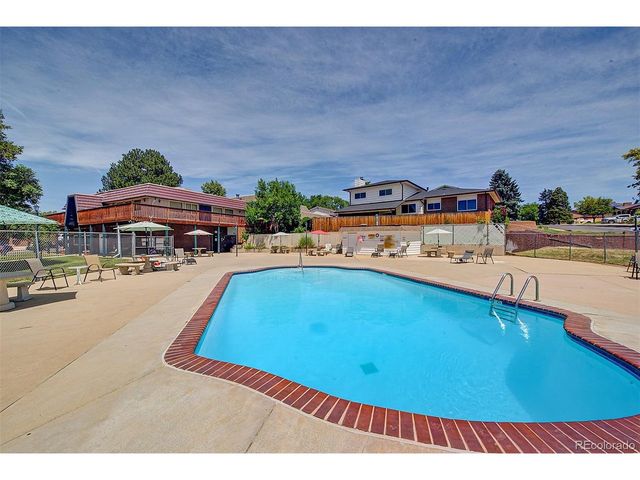 9906 Orangewood Dr, Thornton, CO 80260