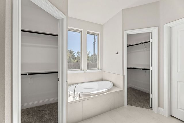 2110 Briarwood, Bridgeport, TX 76426