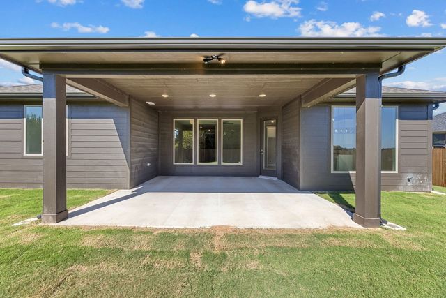 2110 Briarwood, Bridgeport, TX 76426