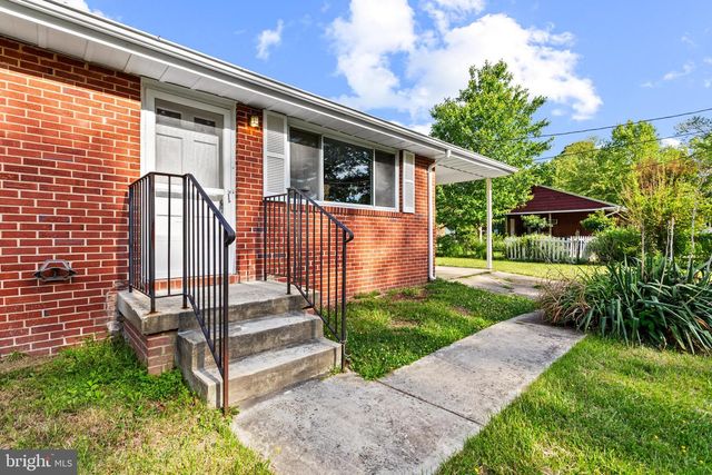 710 FARMINGTON RD W, Accokeek, MD 20607