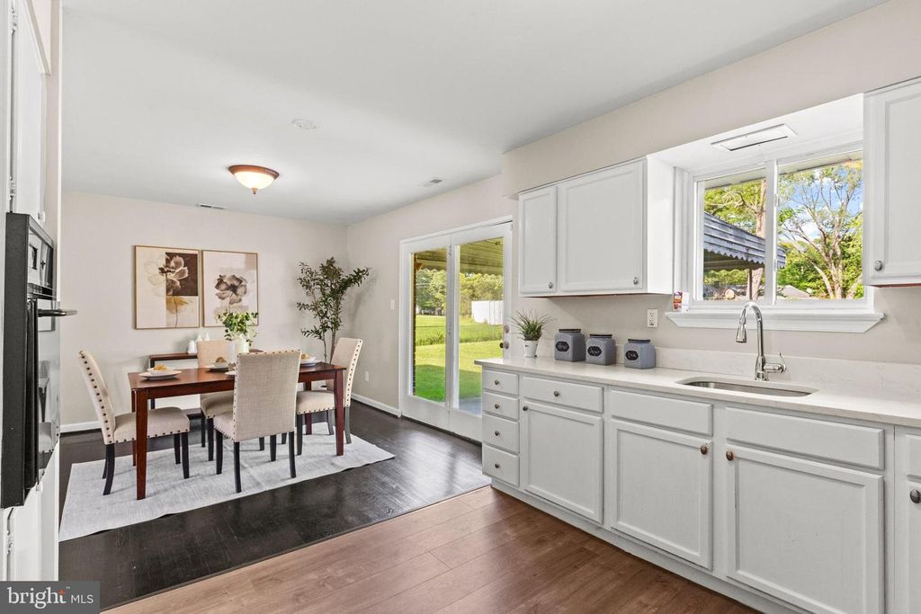 Image 13 of property listing at 710 FARMINGTON RD W, Accokeek, MD 20607