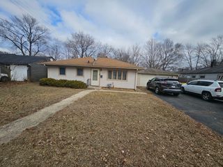 2907 Ridge Avenue, Rockford, IL 61103