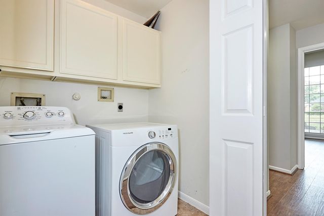 6734 Wildacre Drive, Sugar Land, TX 77479