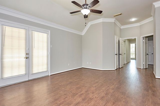 6734 Wildacre Drive, Sugar Land, TX 77479