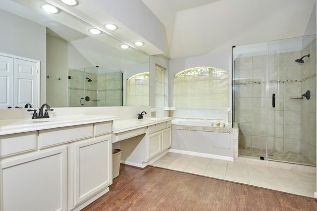 6734 Wildacre Drive, Sugar Land, TX 77479