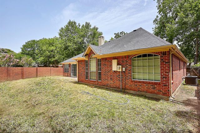 6734 Wildacre Drive, Sugar Land, TX 77479