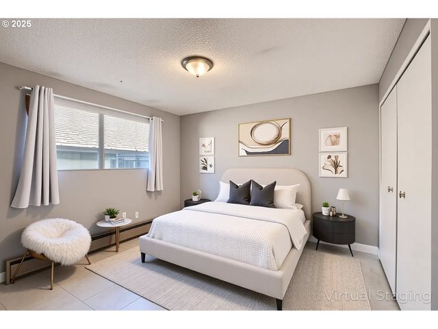 6402 Se 57TH Ave, Portland, OR 97206