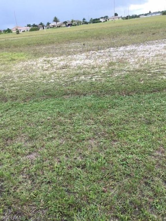 3932 NW 41st PL, CAPE CORAL, FL 33993 — exterior