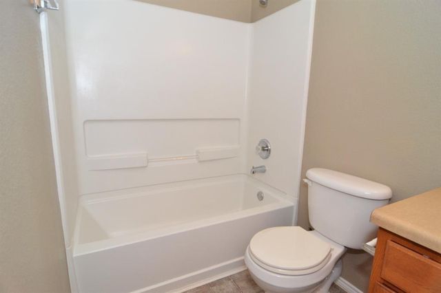 806 Municipal DR, Leander, TX 78641