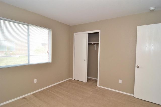 806 Municipal DR, Leander, TX 78641