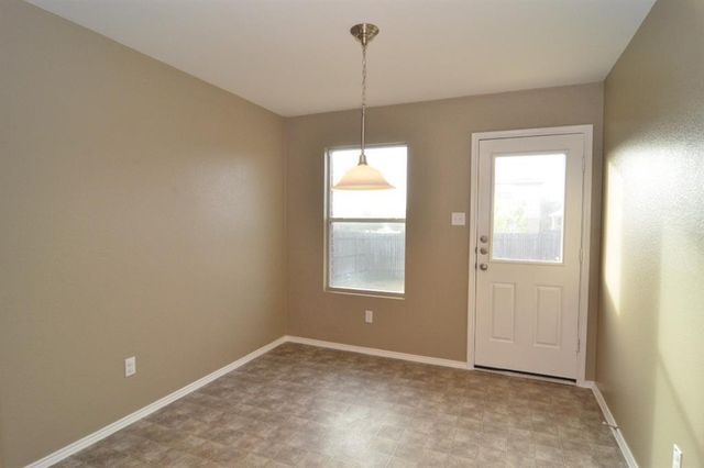 806 Municipal DR, Leander, TX 78641