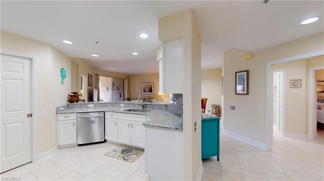 9100 Southmont CV # 104, Fort Myers, FL 33908