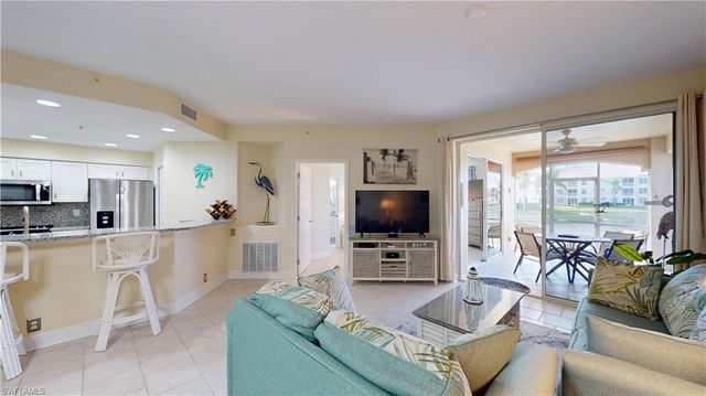 9100 Southmont CV # 104, Fort Myers, FL 33908