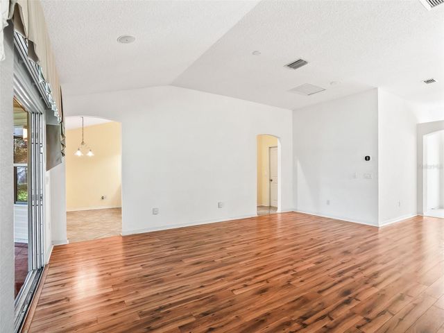 8061 SE 167TH HILLTOP LOOP, The Villages, FL 32162