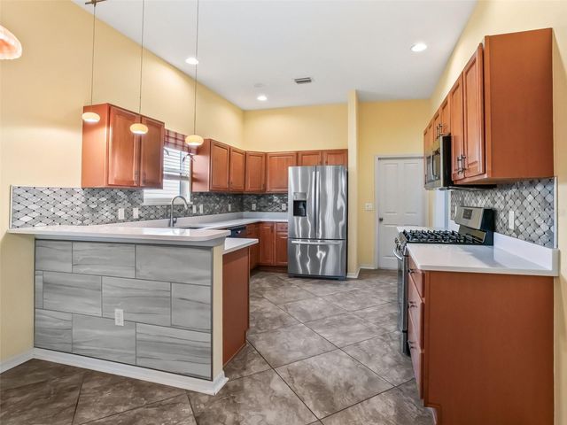 8061 SE 167TH HILLTOP LOOP, The Villages, FL 32162