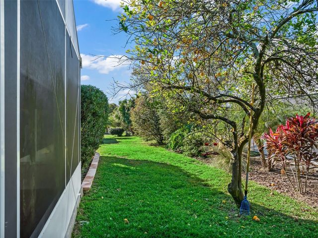 8061 SE 167TH HILLTOP LOOP, The Villages, FL 32162