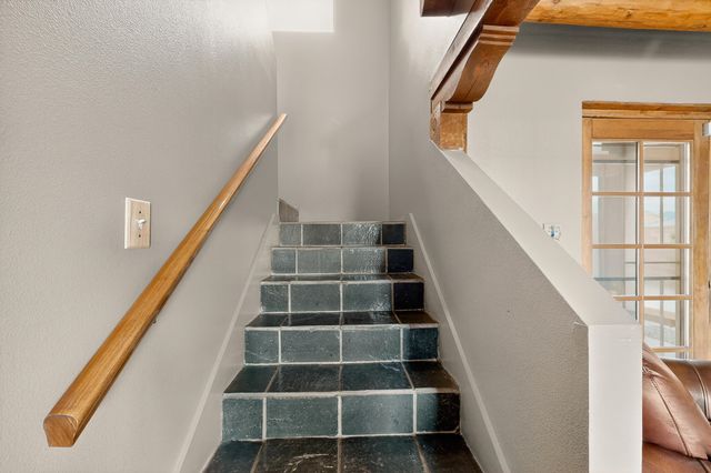 832 Monticello Park Drive SE, Rio Rancho, NM 87124