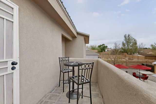 832 Monticello Park Drive SE, Rio Rancho, NM 87124