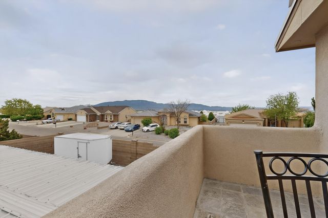 832 Monticello Park Drive SE, Rio Rancho, NM 87124