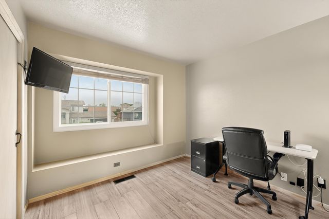 832 Monticello Park Drive SE, Rio Rancho, NM 87124